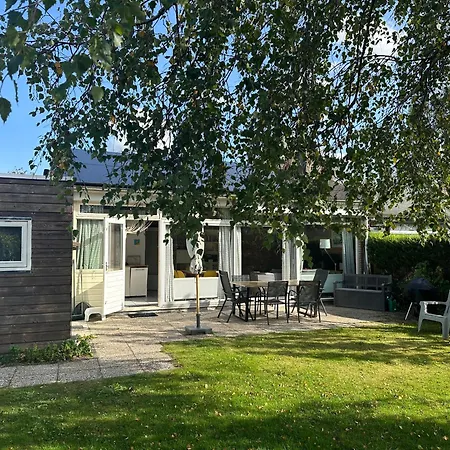 Boerenslag 22 Holiday home Sint Maartensvlotbrug